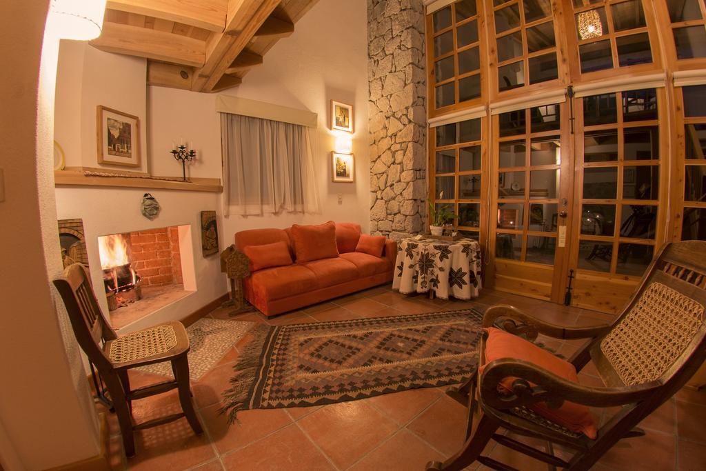 Hotel Rancho San Cayetano Zitacuaro Bilik gambar